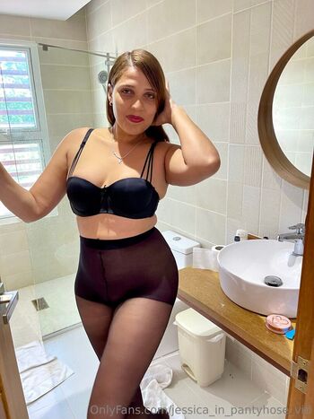 jessica_in_pantyhose_vid