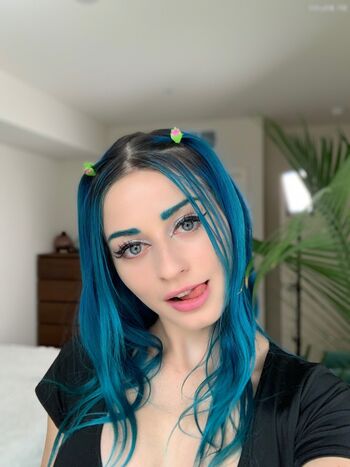 Jewelz Blu