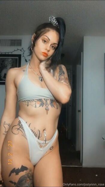 joslynnn_rose
