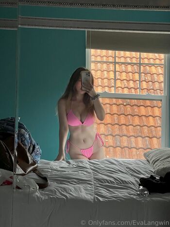 Julesbjorn Eva Langwin