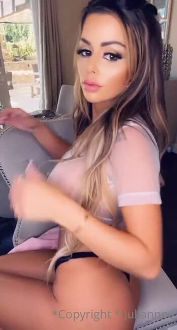 Juli Annee