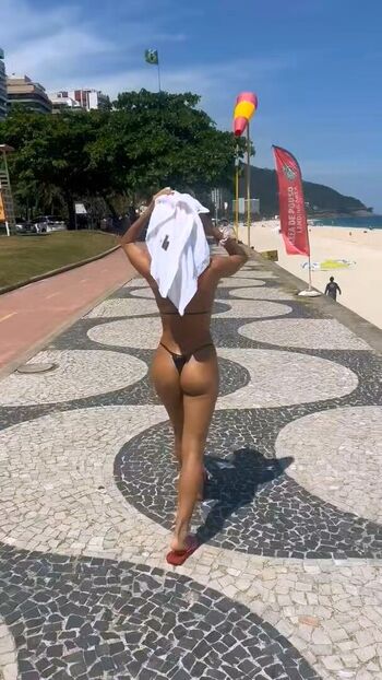 Julia Oristanio