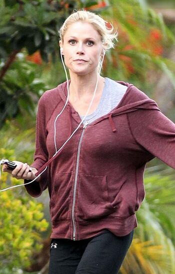 Julie Bowen