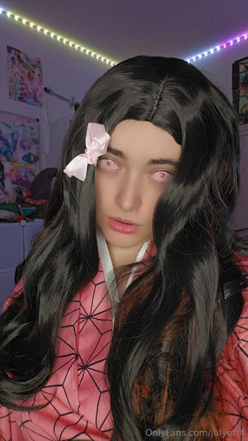 julyett4