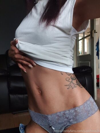justchloe28