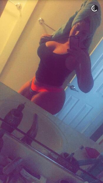 Kelli Staxxx