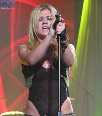 Kelly Clarkson