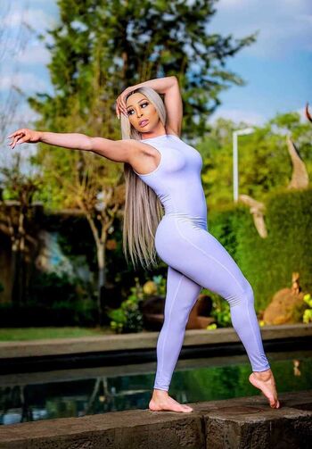 Khanyi Mbau