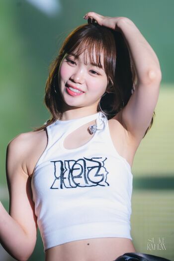 Kim Chaewon