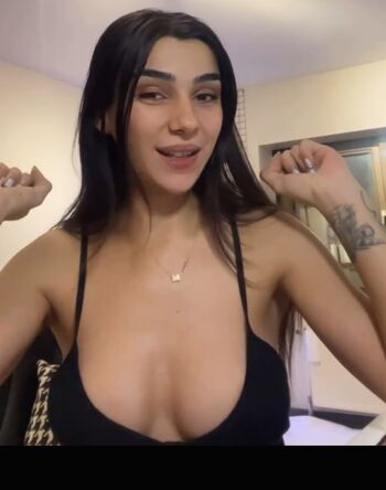 Kübra Miranda Çamlıbel