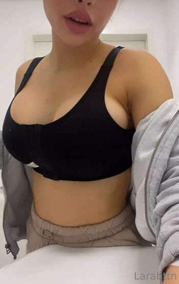 Lara.bttn
