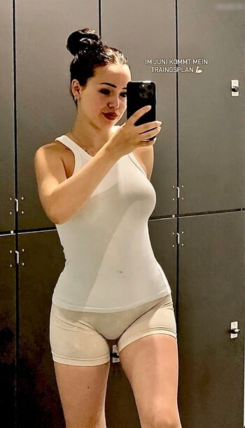 Lara.stxx