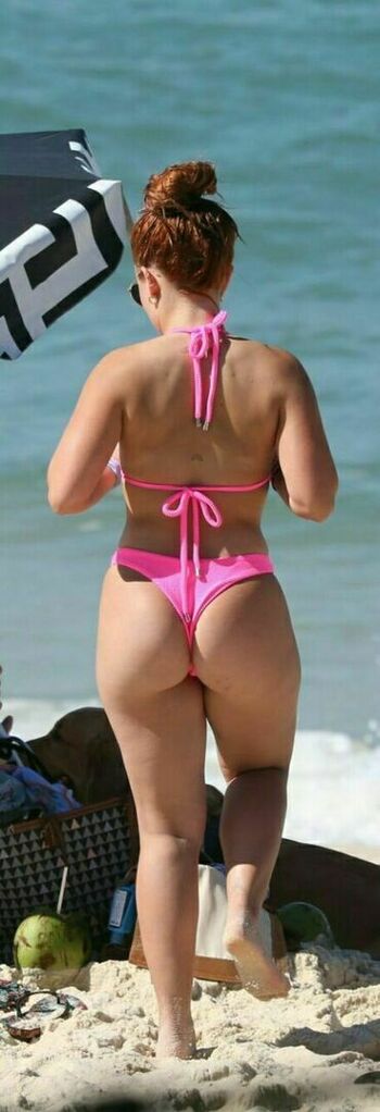 Larissa Manoela