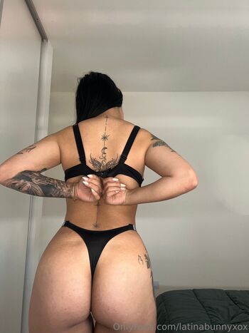 latinabunnyxox