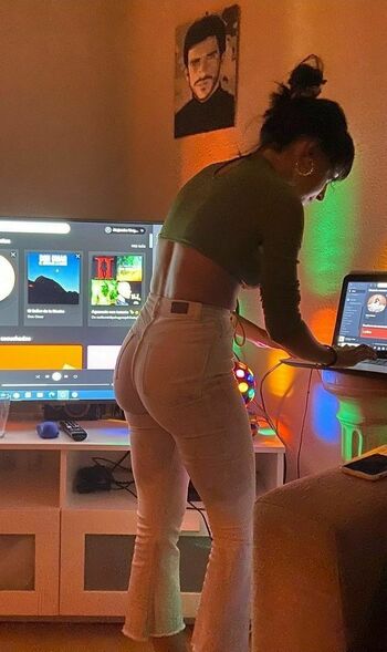 Laura Caraballo