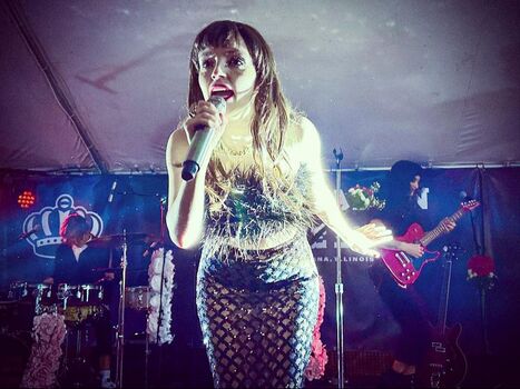 Lauren Mayberry