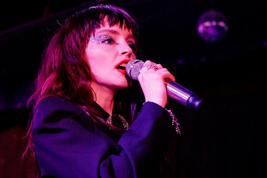 Lauren Mayberry