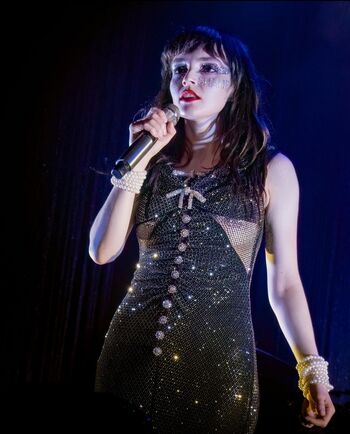 Lauren Mayberry