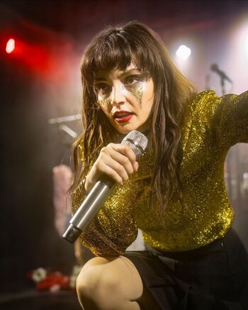 Lauren Mayberry