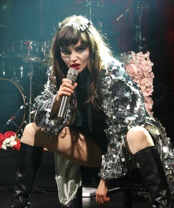 Lauren Mayberry