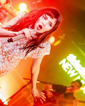 Lauren Mayberry