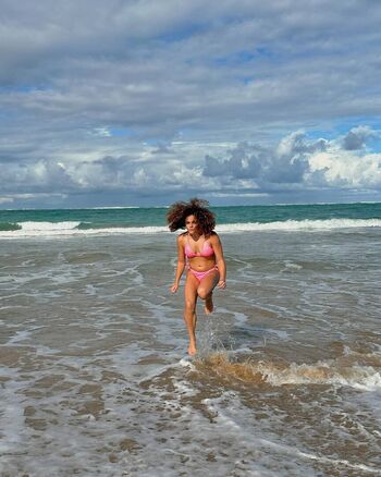 Laurie Hernandez