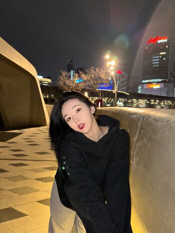 Lee Yeonwoo