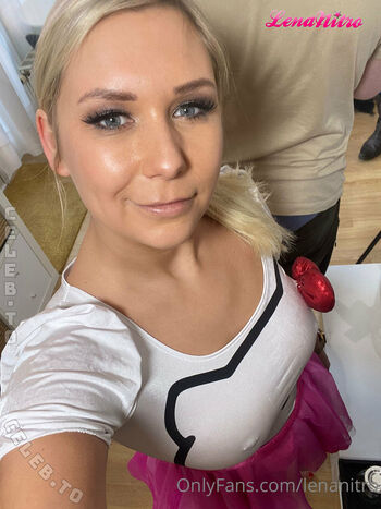 Lena Nitro