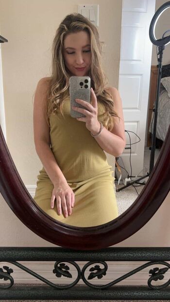 Lexi Love