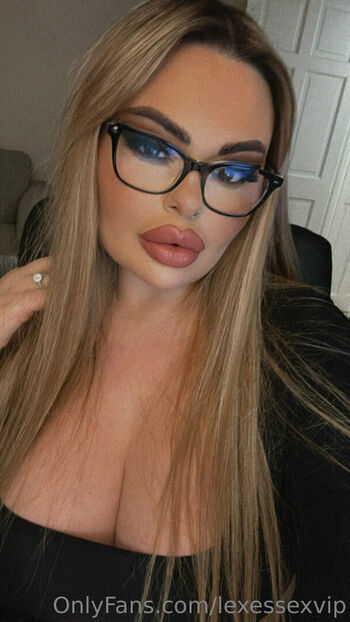 lexie_vip_x