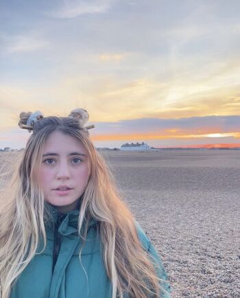 Lia Marie Johnson