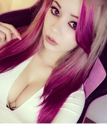 Lilchipmunk / Twitch