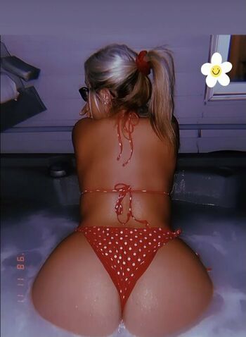 Lilly Alcorn