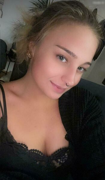 Lilo_Nora