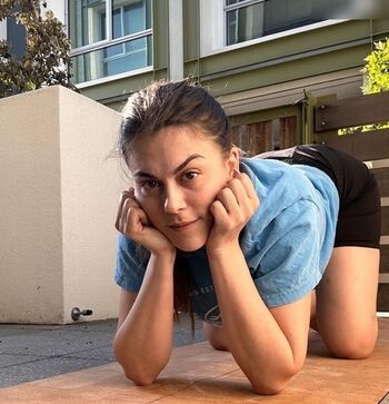 Lindsey Shaw