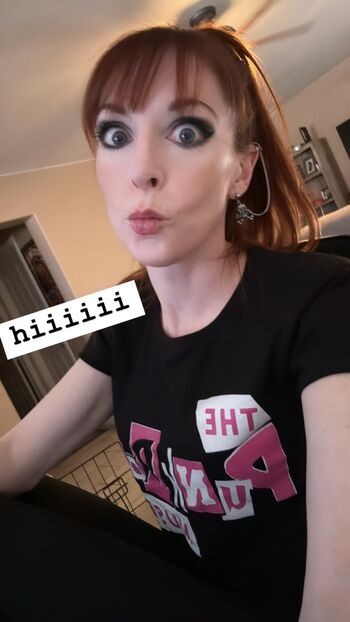 Lisa Foiles