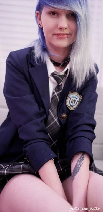 little_emo_kitten