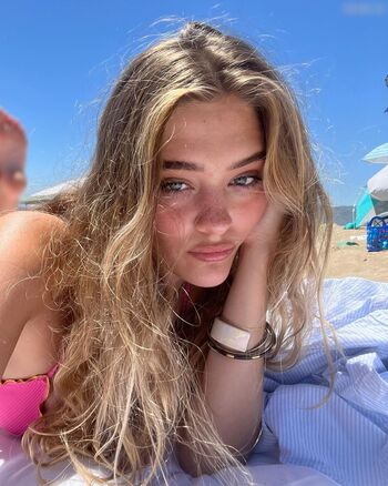 Lizzy Greene