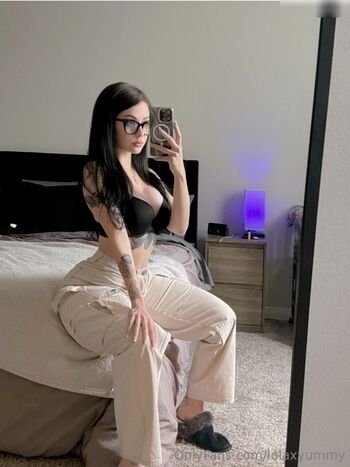 Lola Goth