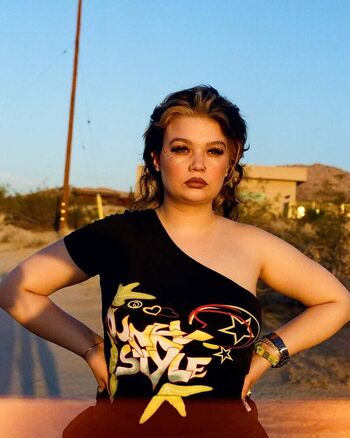 Lola Young