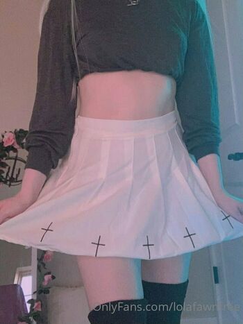 lolafawnfree