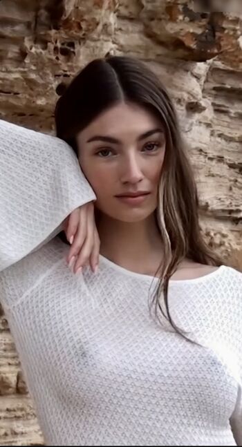 Lorena Rae