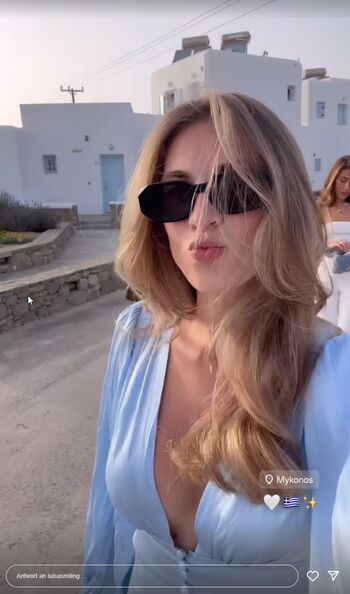 Luisasmiling