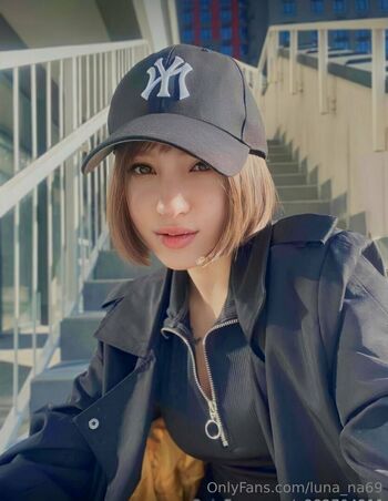 luna_na69