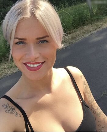 Mandy-Kay Bart