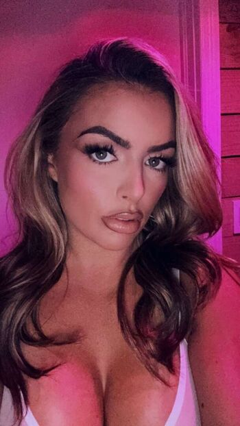 Mandy Sacs | Mandy Rose