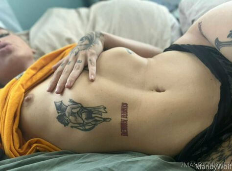 mandywolf777