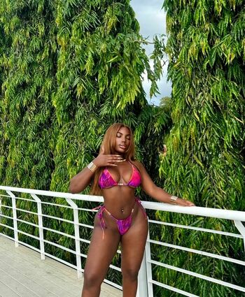 Melaxgoddess