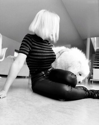 Methvespertine