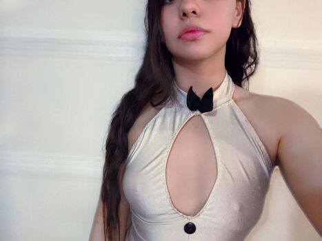 Mia Basanes
